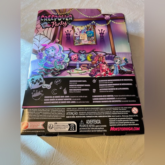 Monster High Creepover Party Doll - Twyla - Picture 9 of 10